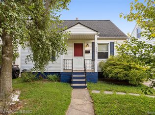 5097 Winifred St, Wayne, MI 48184