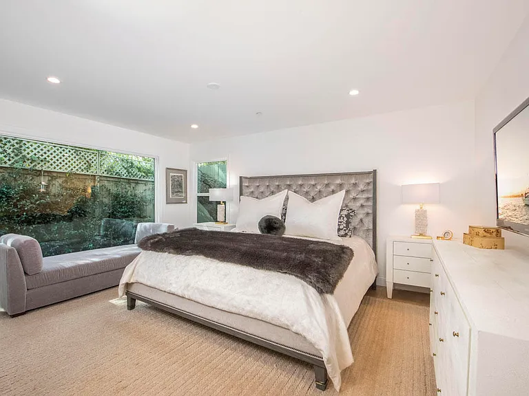627 Romero Canyon Rd — Photo 12