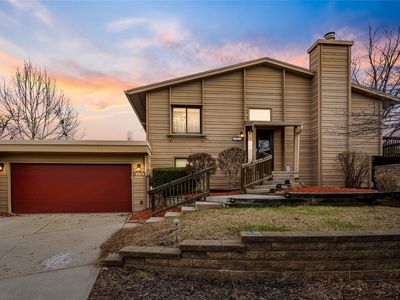 1070 Woodland Park Dr, West Des Moines, IA, 50266