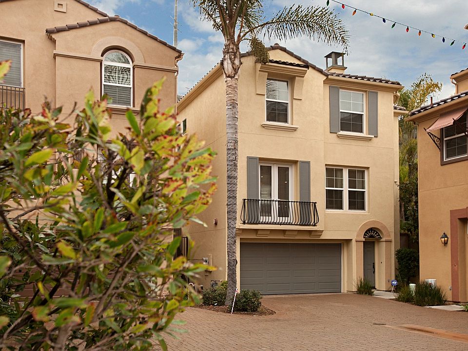 1st image of 2776 Villas Way