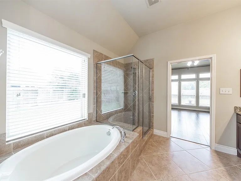 27106 Cross Pointe Ct — Photo 20