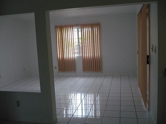 2nd image of 2992 Doria Way