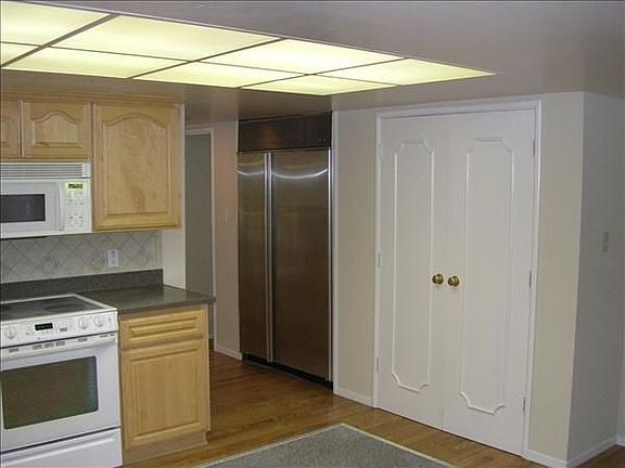 4th image of 4648 American River Dr