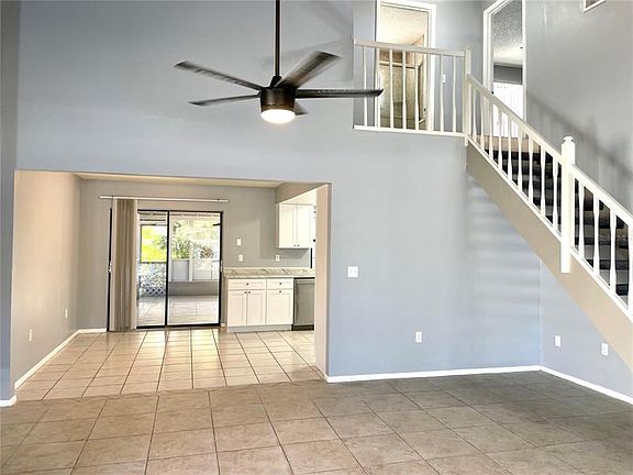 3rd image of 5418 Desoto Pl