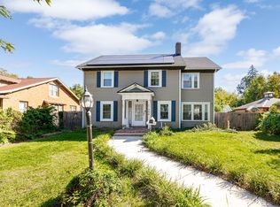 356 N William St, Joliet, IL 60435