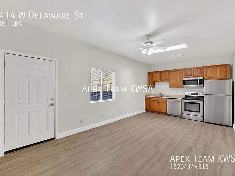 1414 W Delaware St — Photo 7