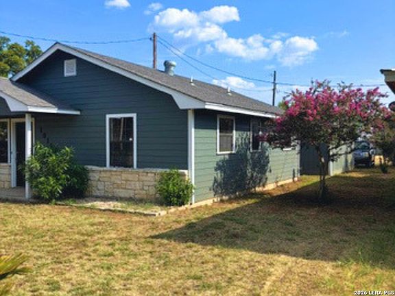 2nd image of 1014 E San Antonio