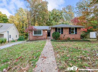 2201 Woodmont Dr, North Chesterfield, VA 23235