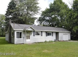 1435 E Dowling Rd, Hastings, MI 49058