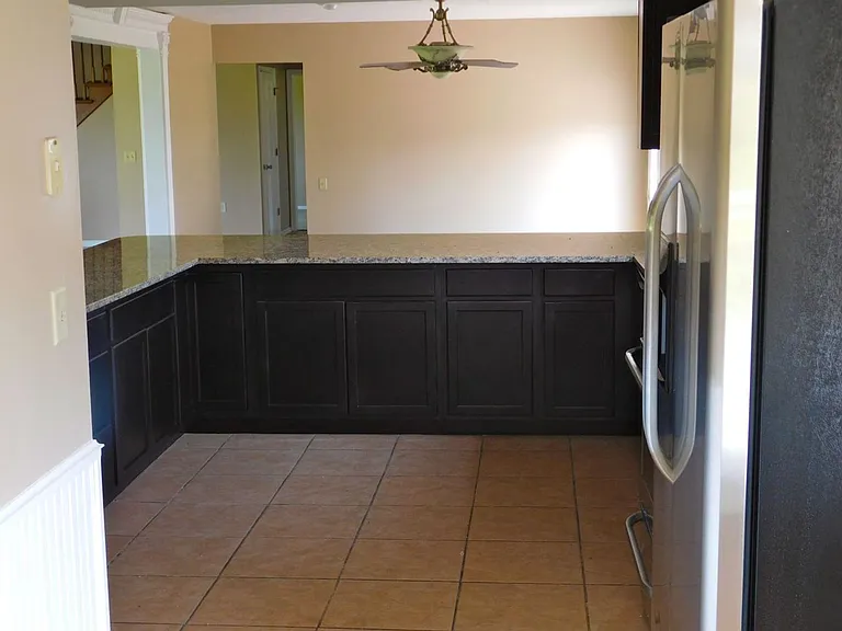 7608 Kyles Station Rd — Photo 15