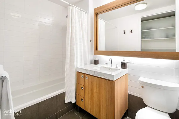 Sold by Sotheby's International Realty | media 7