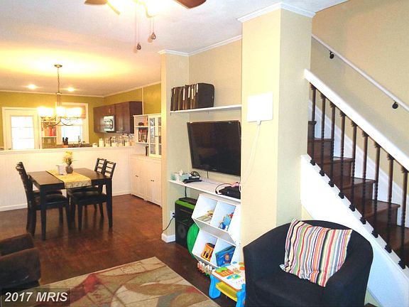 5th image of 121 Bloomsbury Ave