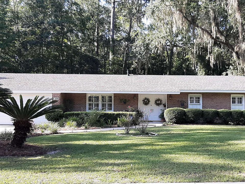 1st image of 813 SW Alamo Dr
