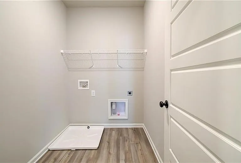 4654 Cypress Landing Way — Photo 14