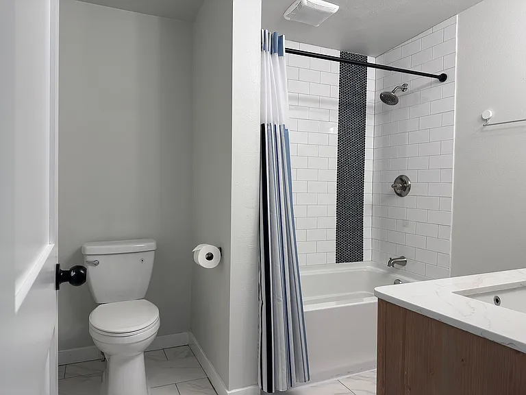 6842 NE 153rd Pl — Photo 11