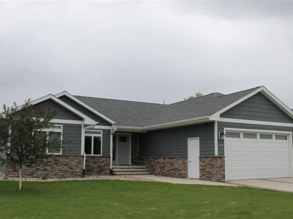 1407 14th Ave W, Spencer, IA 51301