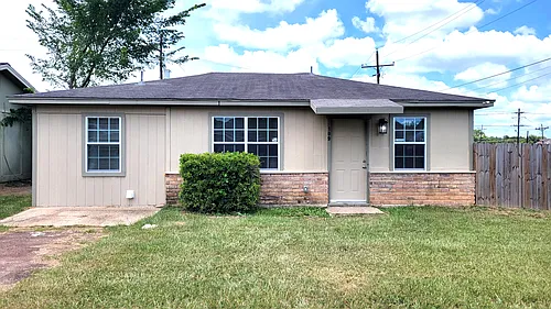 109 Will St Photo 1