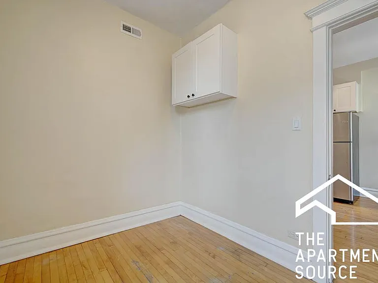 2241 W 21st St #2F — Photo 17