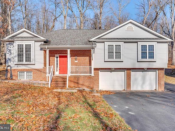 2nd image of 212 Laurel Dr