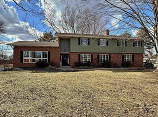 1308 N White River Ave, Petersburg, IN 47567