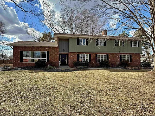 1308 N White River Ave, Petersburg, IN 47567
