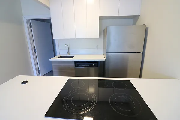 Rented by David Francis New York LLC | media 37