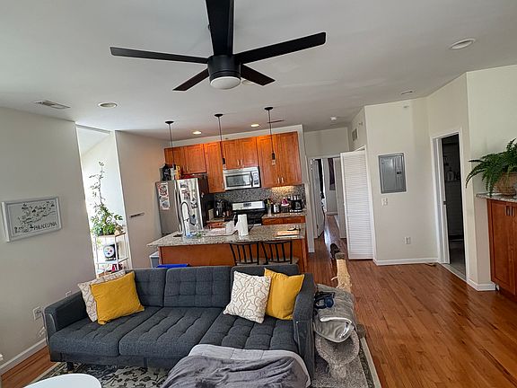 4th image of 1732 Brandywine St #3