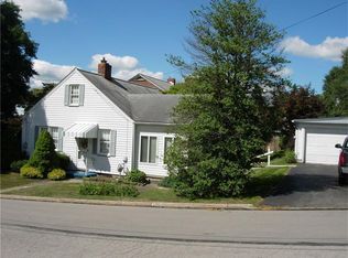 727 Pershing St, Ellwood City, PA