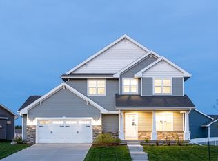 625 Burnt Sienna Dr, Middleton, WI 53562