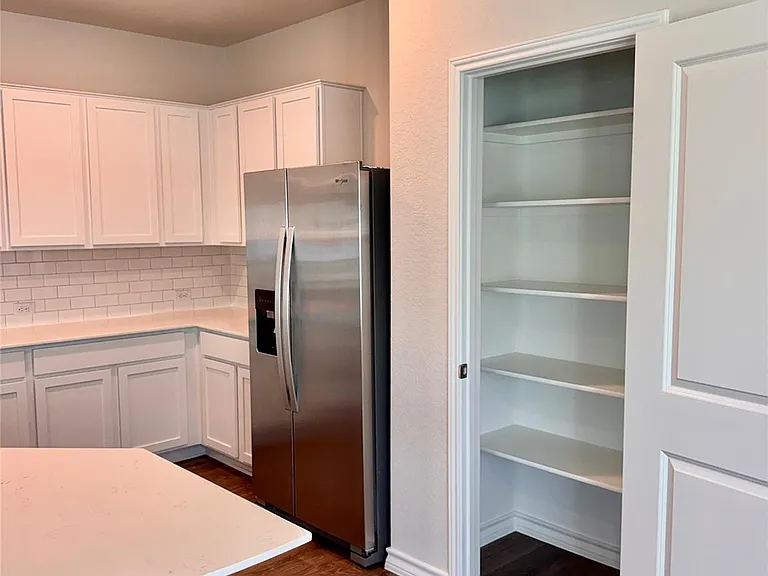 204 Steele Hbr — Photo 19