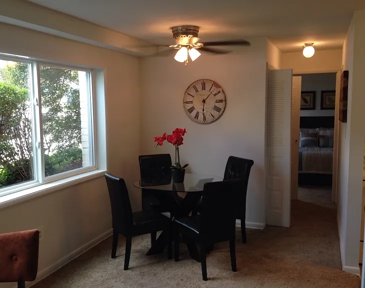 Riverview Apartments — Photo 2