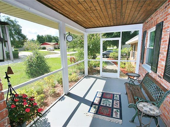4th image of 1308 Rockwood Dr