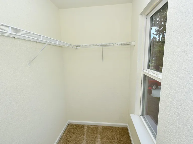 4115 Franklin St — Photo 33
