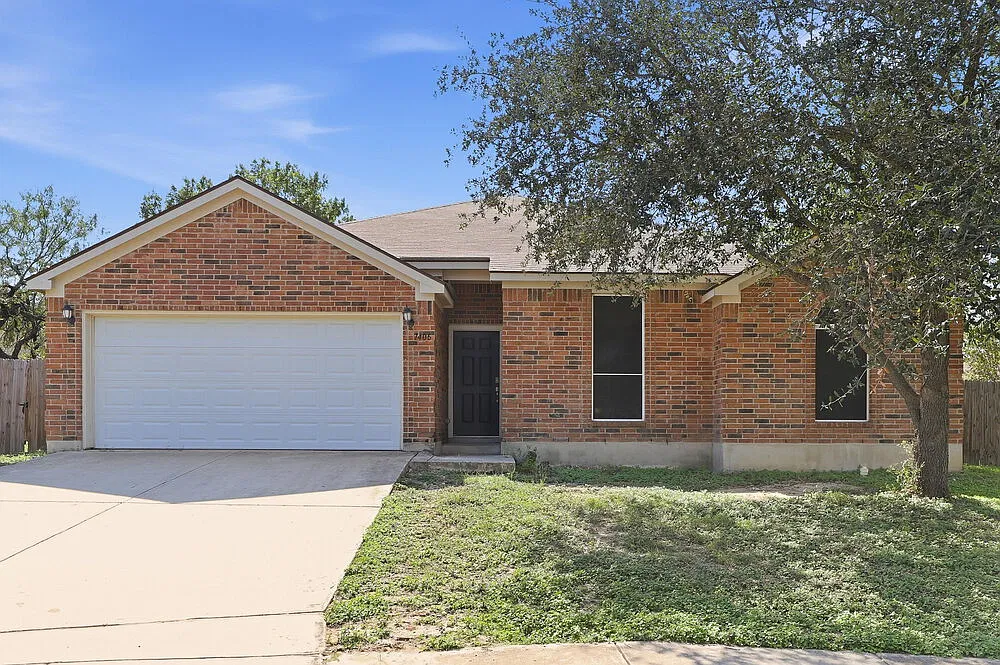 3 bed, 2.0 bath, 1747 sqft, $1,820 — Photo 1