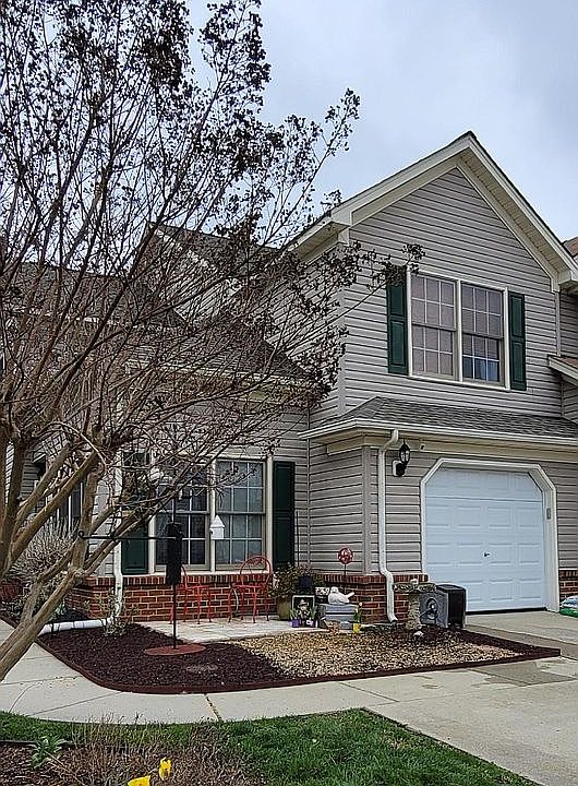 1st image of 105 Levelfield Park