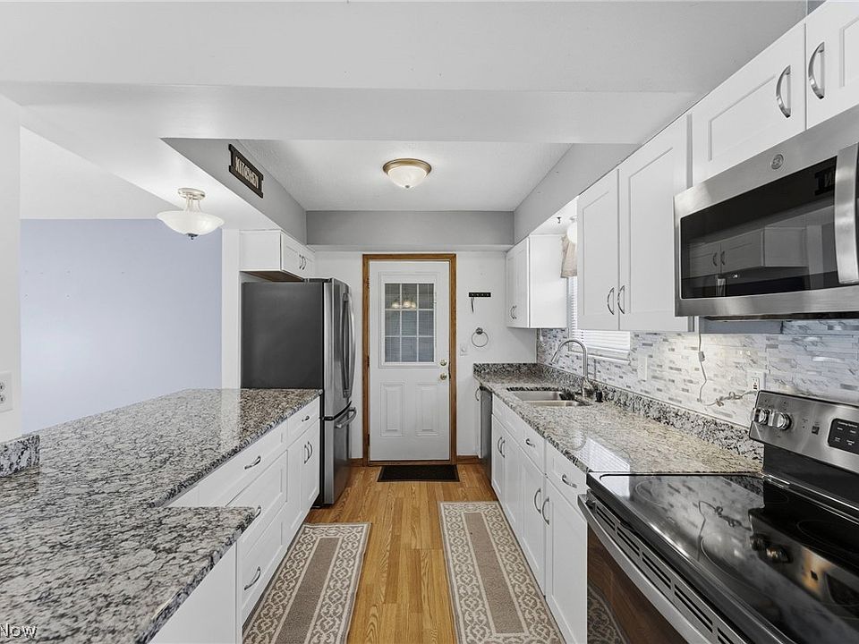 7127 Lake Shore Blvd, Mentor, OH 44060 | Zillow