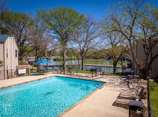 551 Terminal Loop Rd #B-3, Mc Queeney, TX 78123