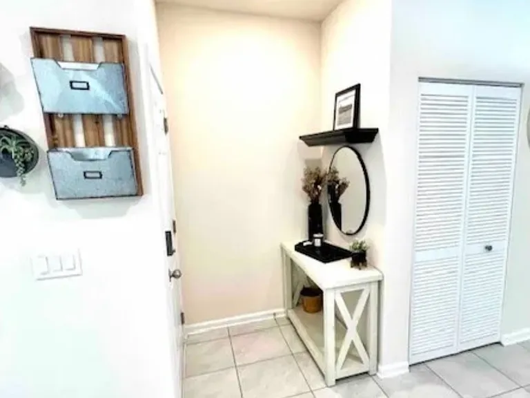 839 Observatory Pkwy — Photo 4