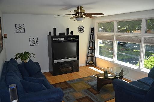 2nd image of 6918 W 175th Pl