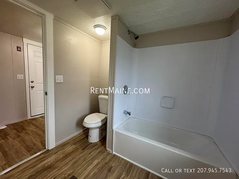 108 D St — Photo 11
