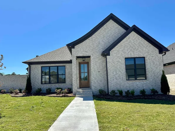 124 Fletcher Ridge Dr, Little Rock, AR 72223