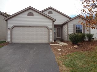 3199 Longspur Dr, Columbus, OH 43228