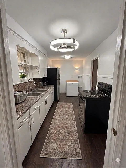 3 bed, 1400 sqft, $2,500 — Photo 4