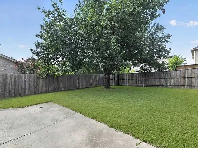 2740 Windswept Ln — Photo 7
