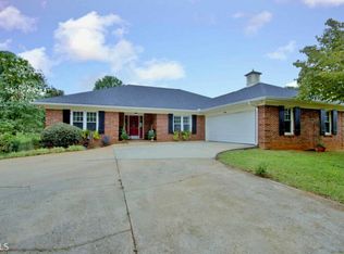 398 Hampton Rd, Fayetteville, GA 30215