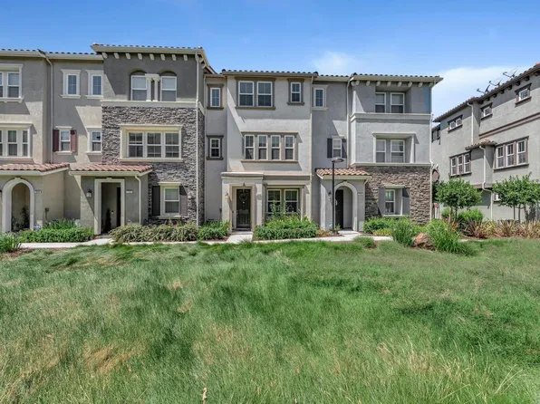 17988 Navarra Ln, Morgan Hill, CA 95037