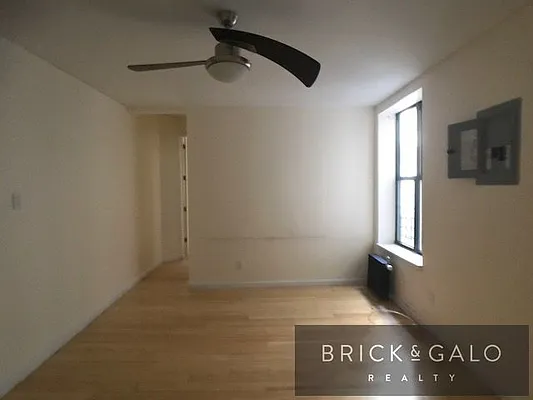 Rented by BRICK & GALO REALTY CORP | media 27