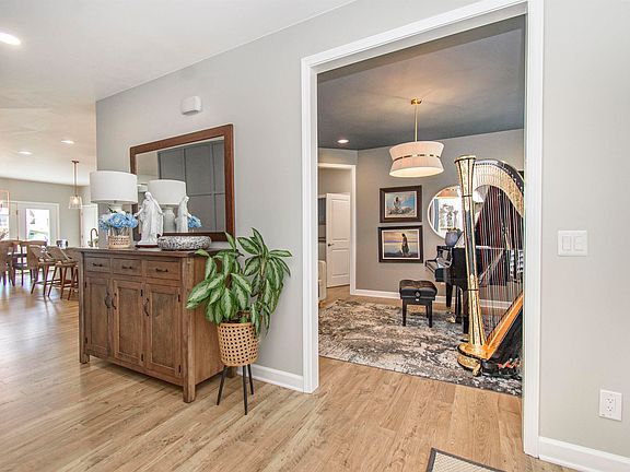 3rd image of 6297 Herons Landing Dr