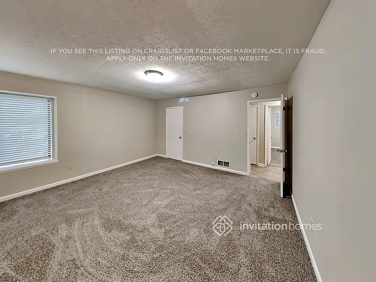 4162 Jody Ct NE — Photo 11
