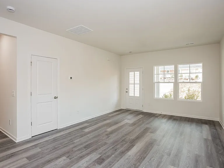 510 3rd St — Photo 25